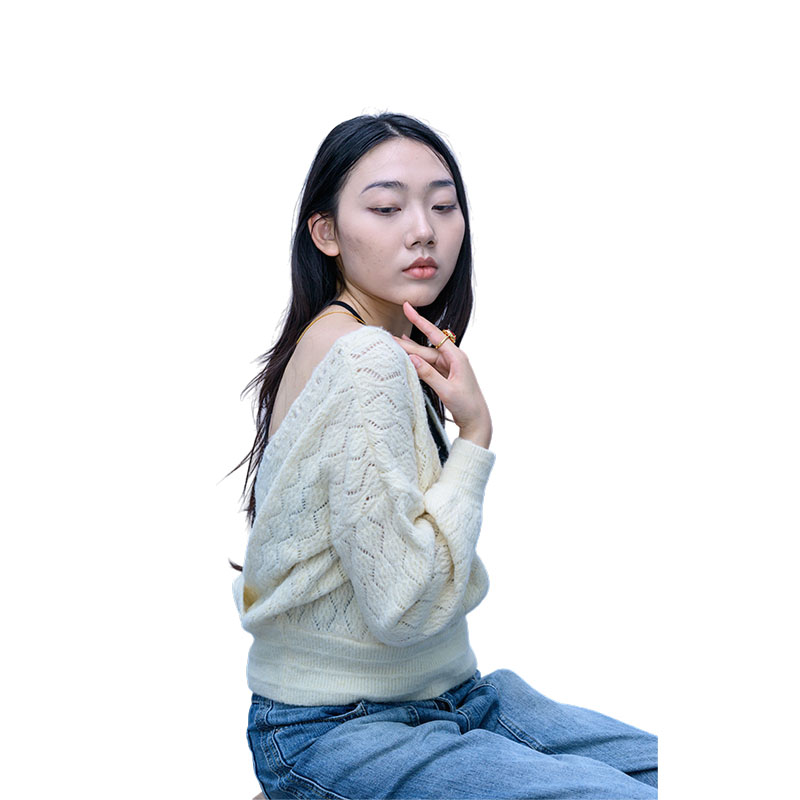 Women's Deep V-neck Pullover