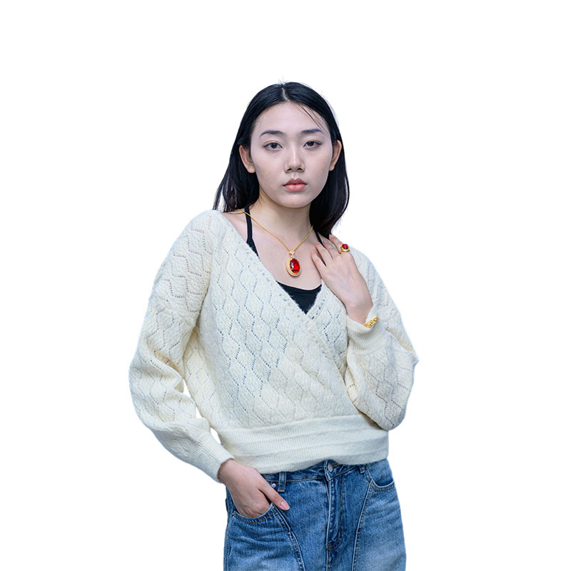 Women's Deep V-neck Pullover