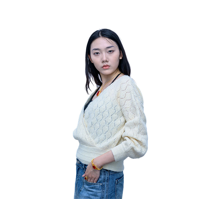 Women's Deep V-neck Pullover